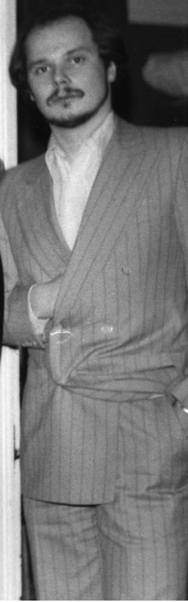 Mackeonis.author